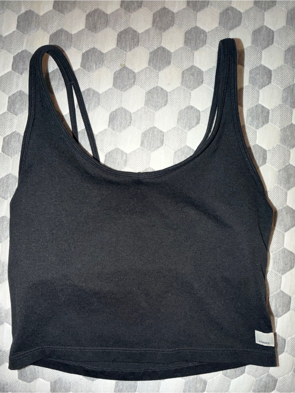 Vuori Black Women's Crop Tank Top - Classic Everyday Layering